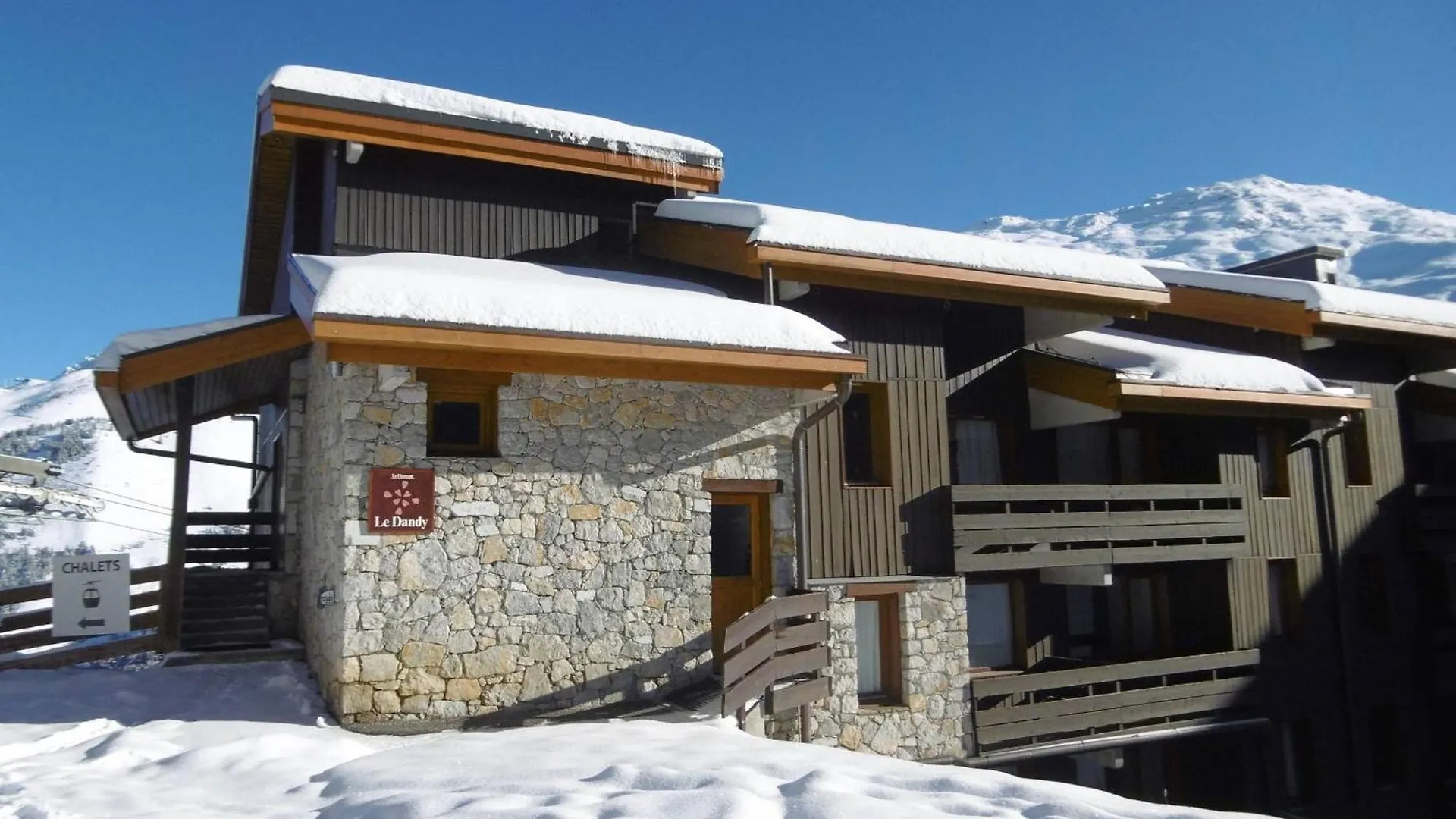 Meribel: Appartement 3 Pieces Avec Mezzanine, Balcon, Acces Direct Aux Pistes - Fr-1-355-186 0*, Meribel France